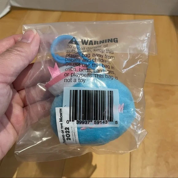 New sanrio tuxedo Sam plush key chain - Picture 3 of 3